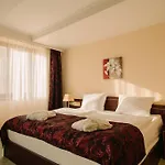 فندق Grand Sole 4*