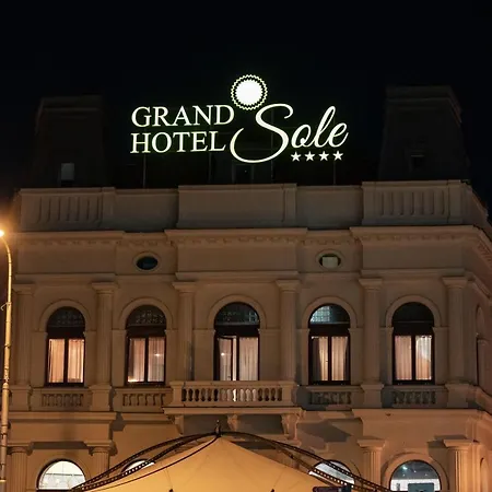 מלון Grand Sole