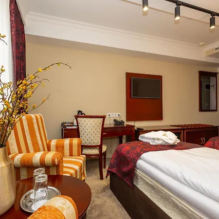 Grand Sole מלון 4*