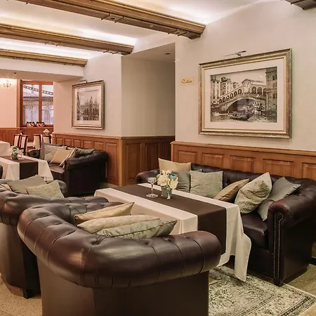 Grand Sole 4* ניטרה