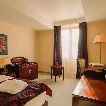 Grand Sole 4* Νίτρα