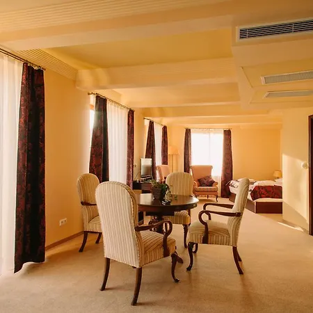 Grand Sole Νίτρα