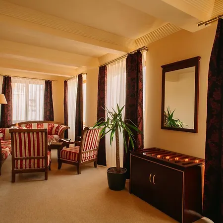 Grand Sole מלון 4*